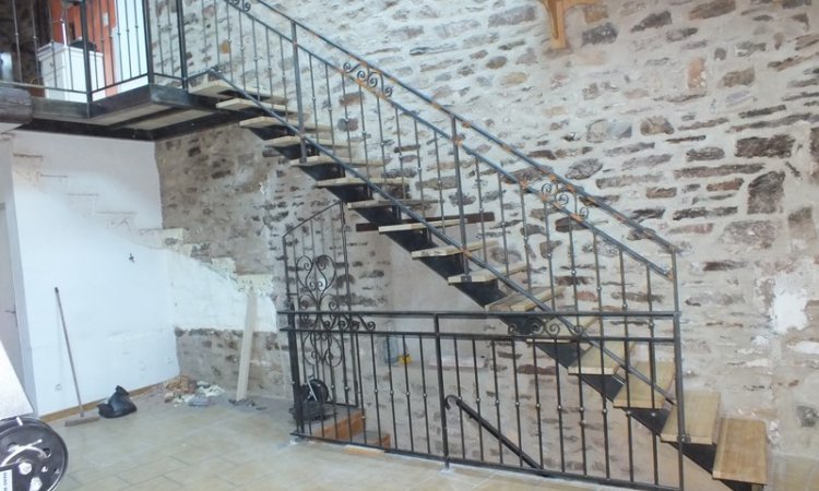 GmFeR Pose d'escalier Montpellier